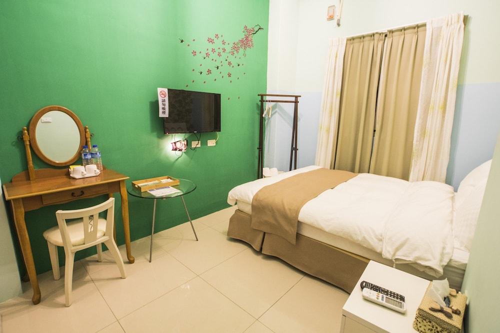 Railway Traveler B&B