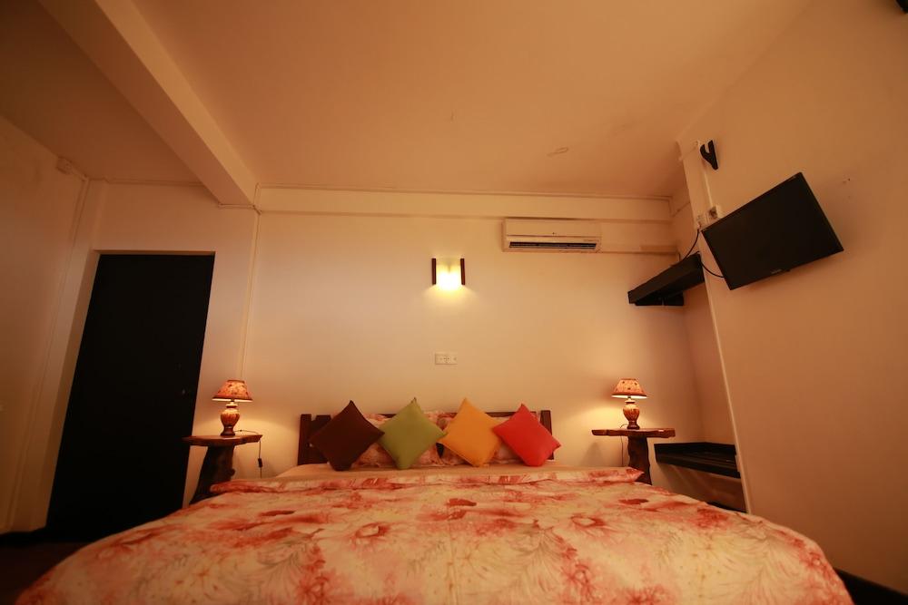 Mahaweli Regent Hotel