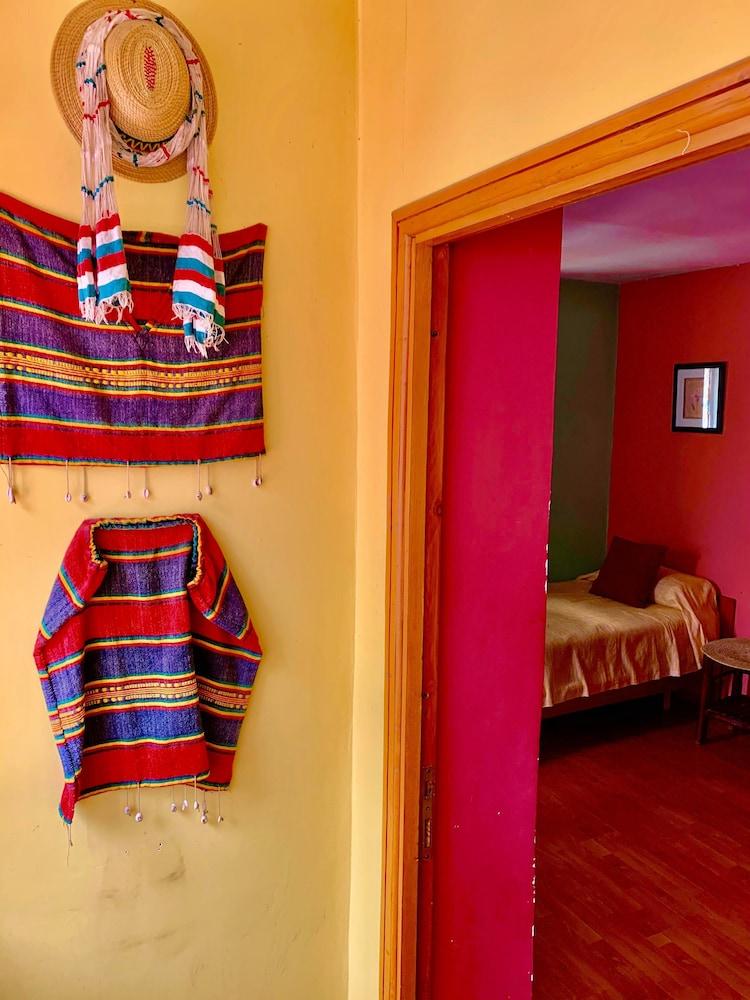 Family Cozy Bed & Breakfast