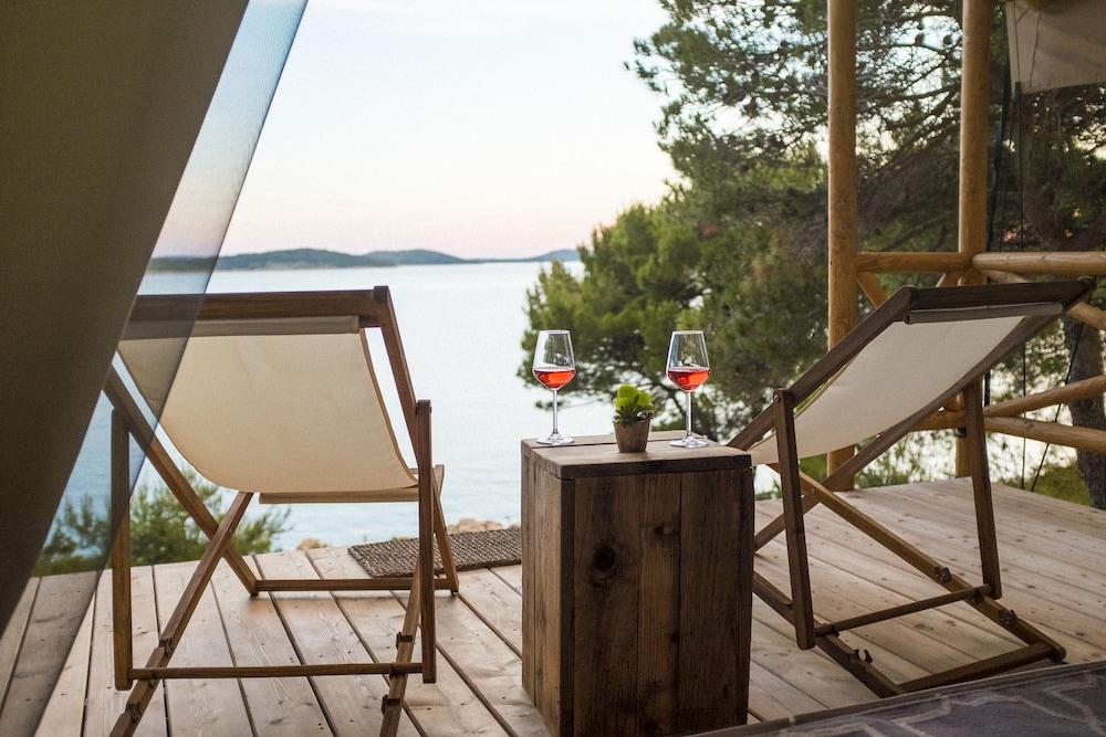 Obonjan Island Resort (film set of Virgin Island show)