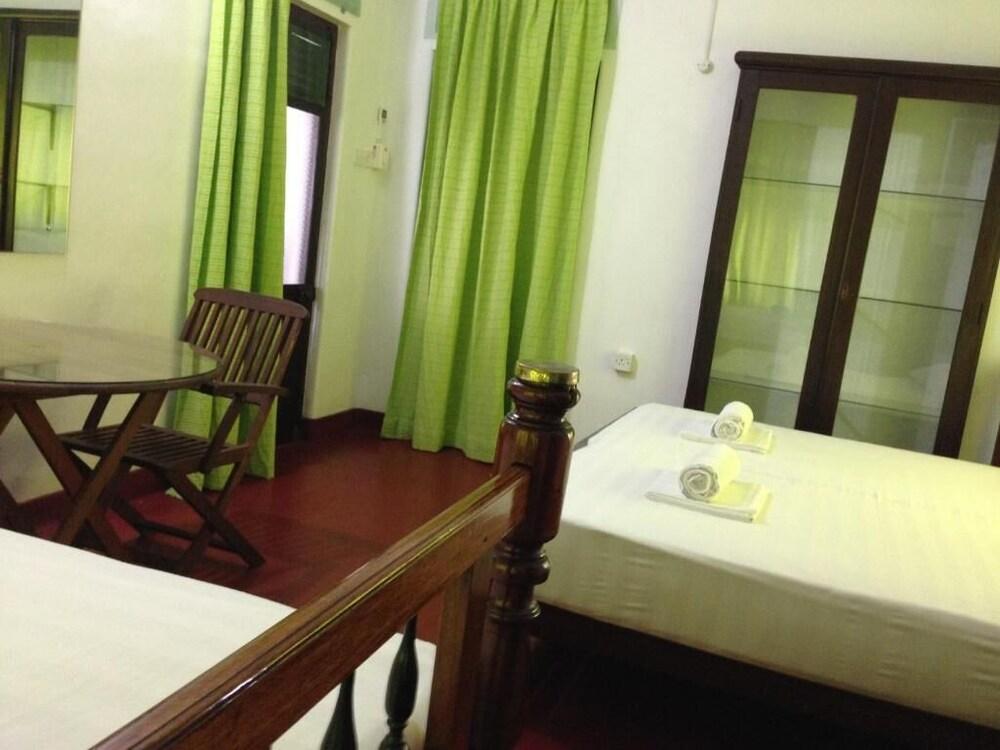 Hamilton House Negombo