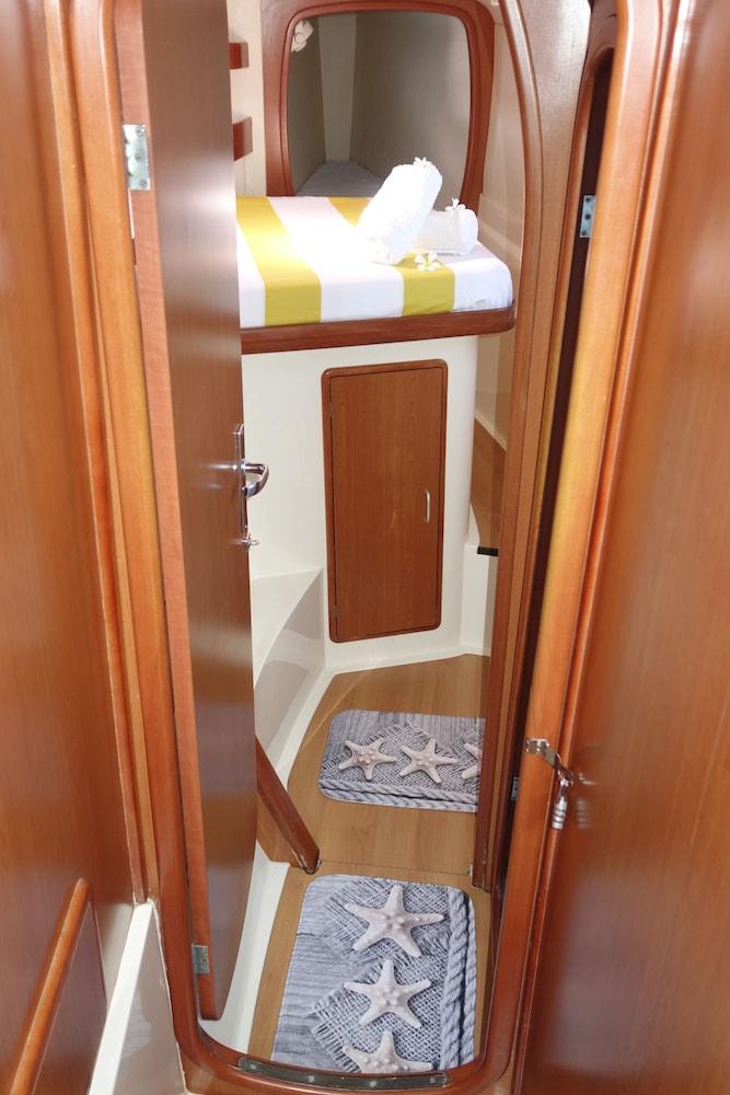 Tahiti Sail and Dive