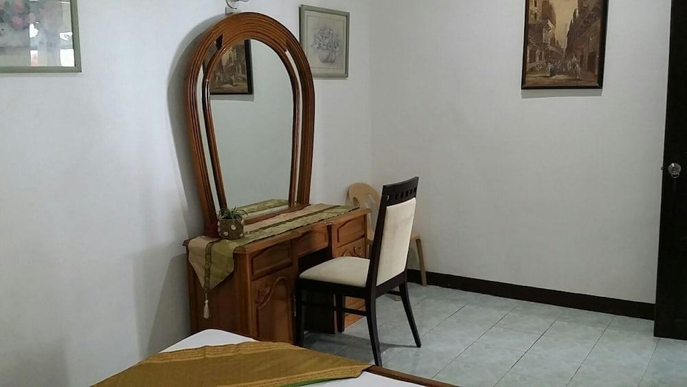 Brazaville Beach Resort