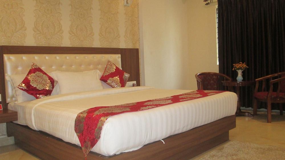 Hotel Mahalakshmi Residency