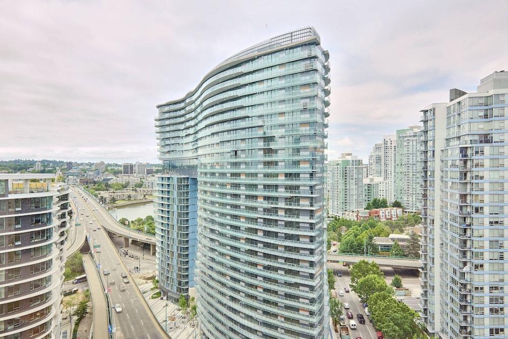 the DOUGLAS, Autograph Collection