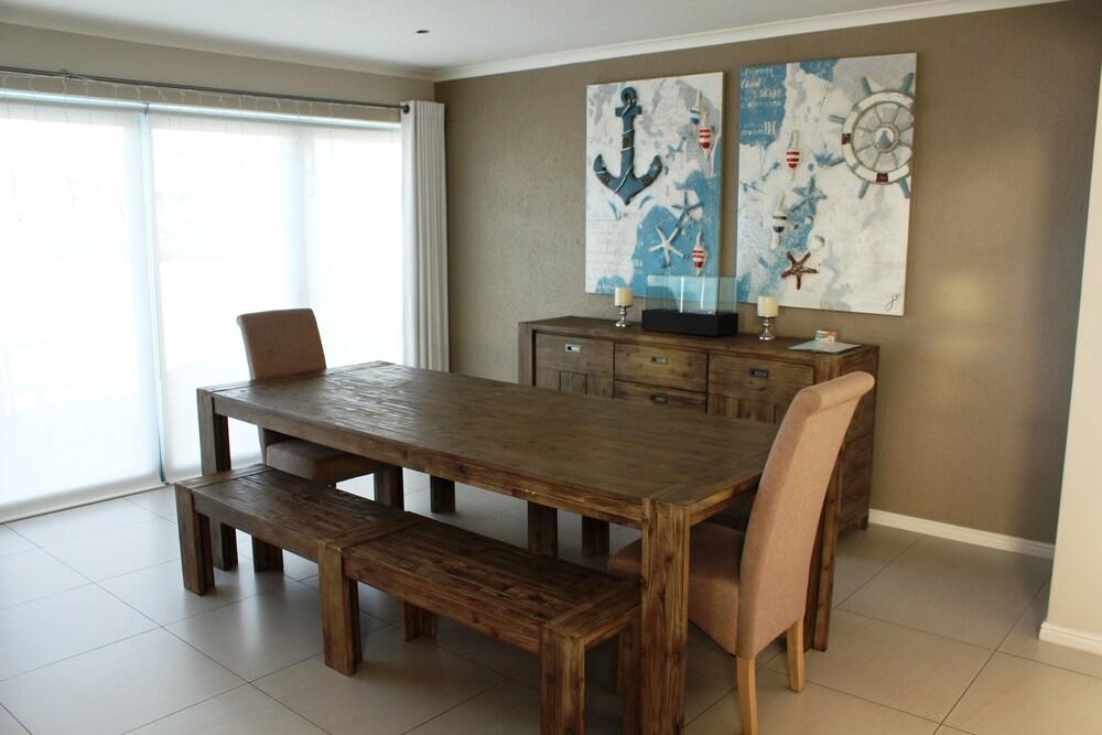 6 Sea Diamond Self catering