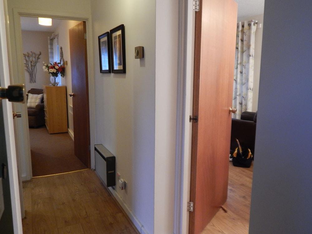 LETS Quiet Cul-de-Sac Apartment