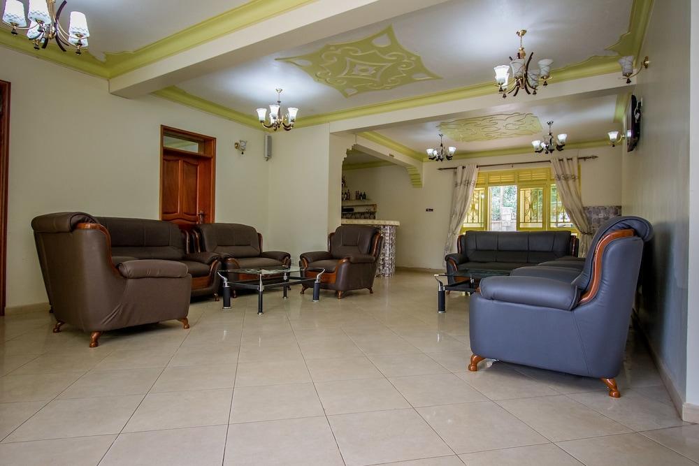 Heras Country Resort