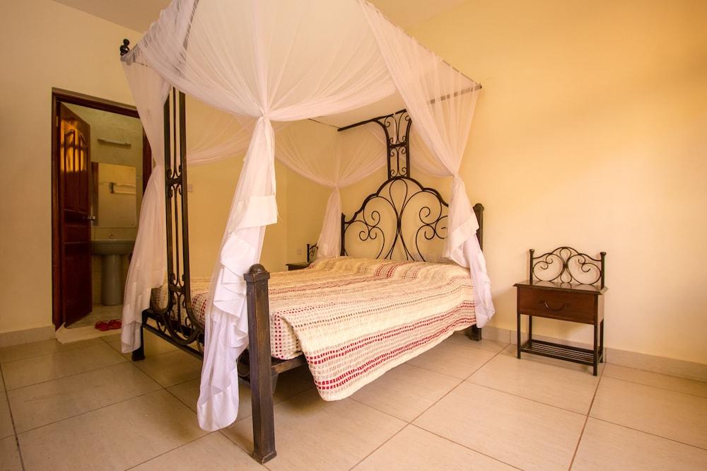 Northern Galaxy Hotel