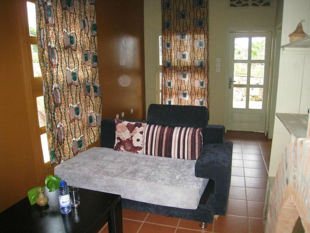 Nyungwe Top View Hotel