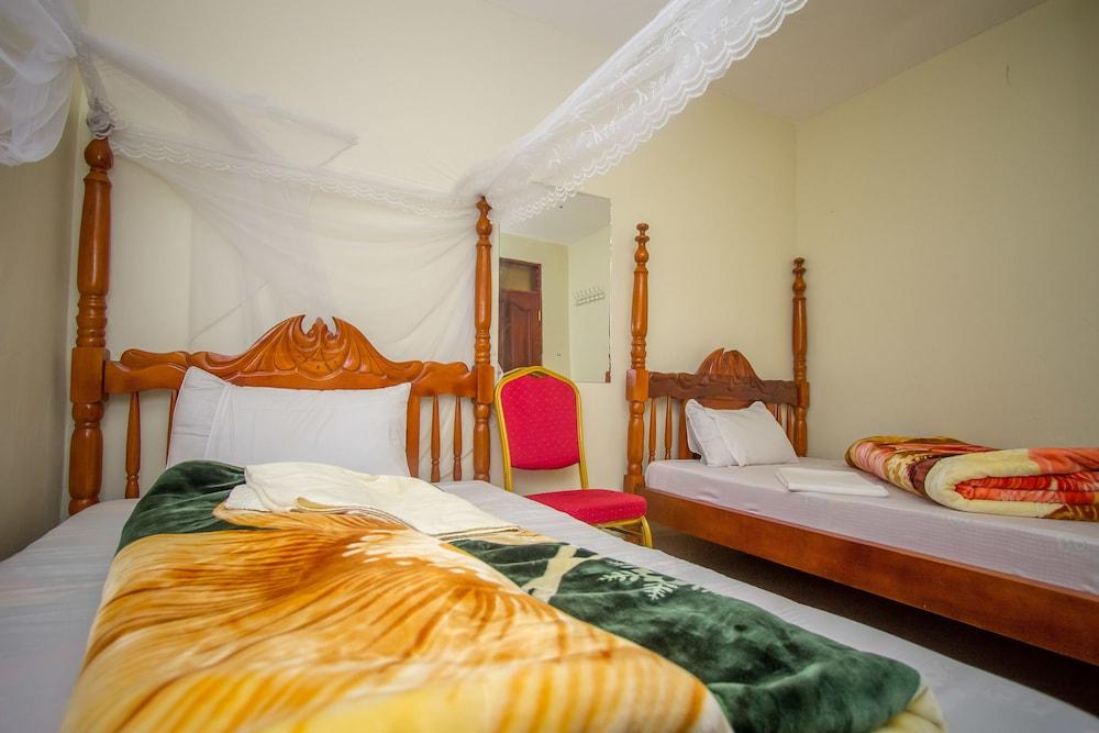 Wamala Lake View Hotel