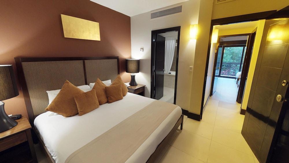 Aldea Thai by Playa Moments