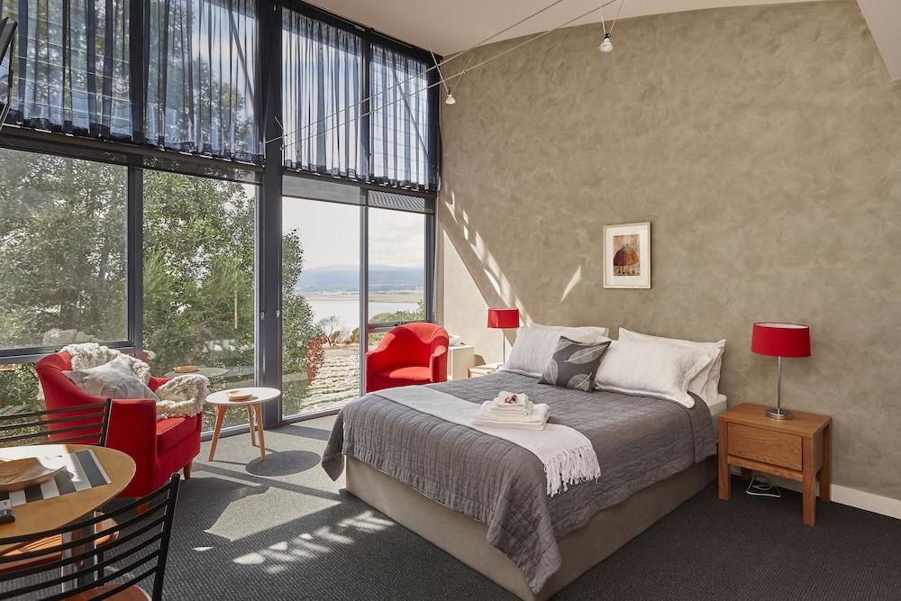 Tamar River Apartments