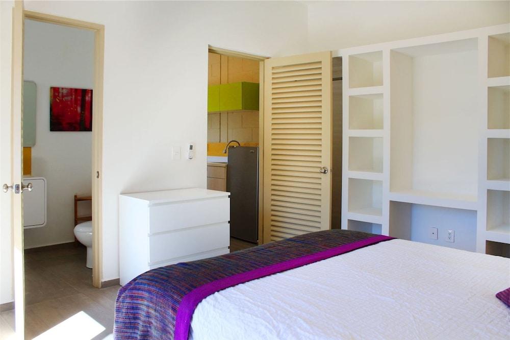 The Vibe Bed & Breakfast - Adults Only