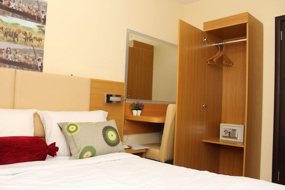 Avital Suites And Resort