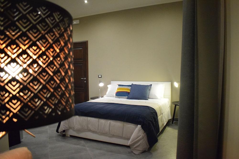 Cento Tarì Guest House