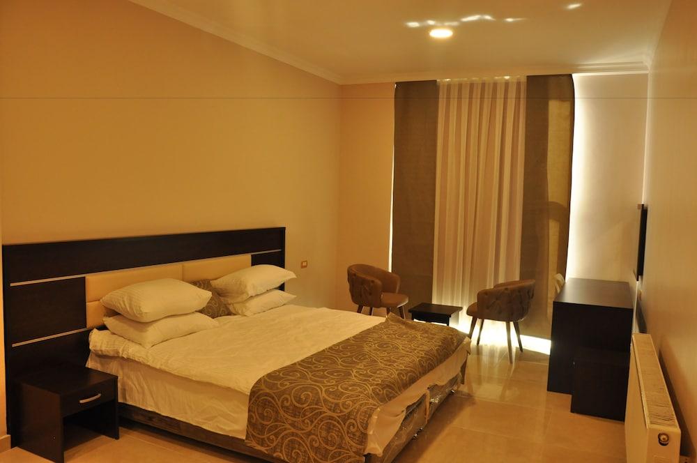 Panda Hotel Apartments