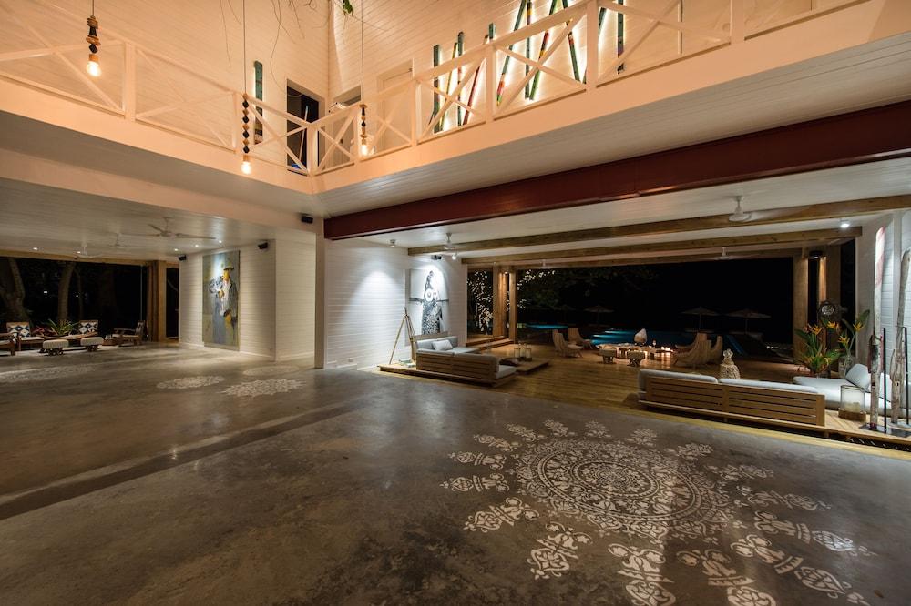 Ibagari Boutique Hotel