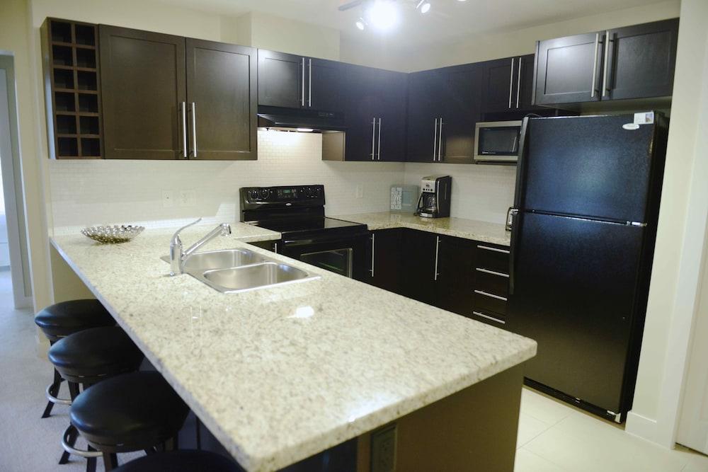 Osprey at Waterscapes by KelownaGo