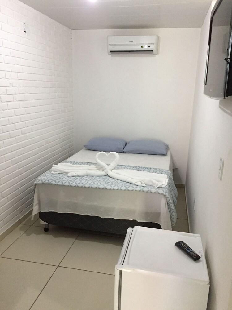 Maria's Hostel e Pousada