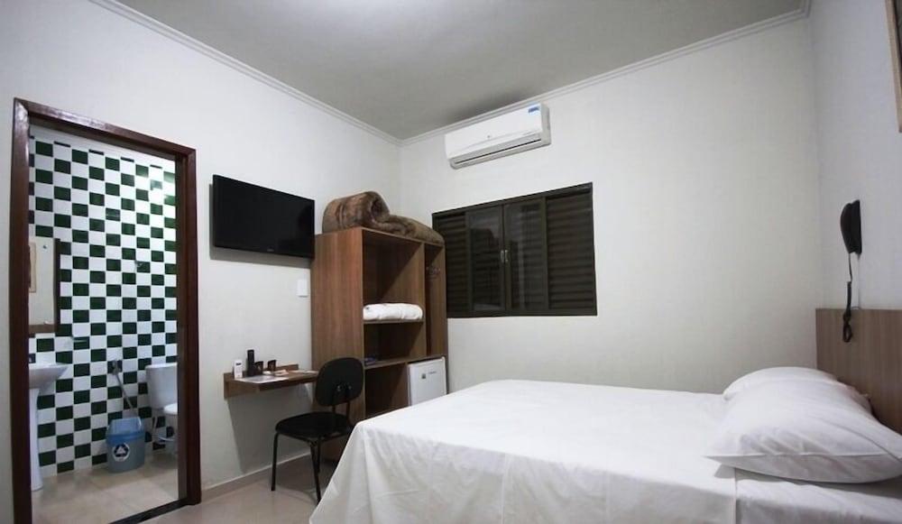 Pousada Esmeralda Olimpia