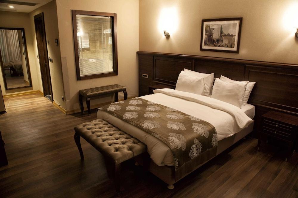 Nova Plaza Boutique Hotel & Spa