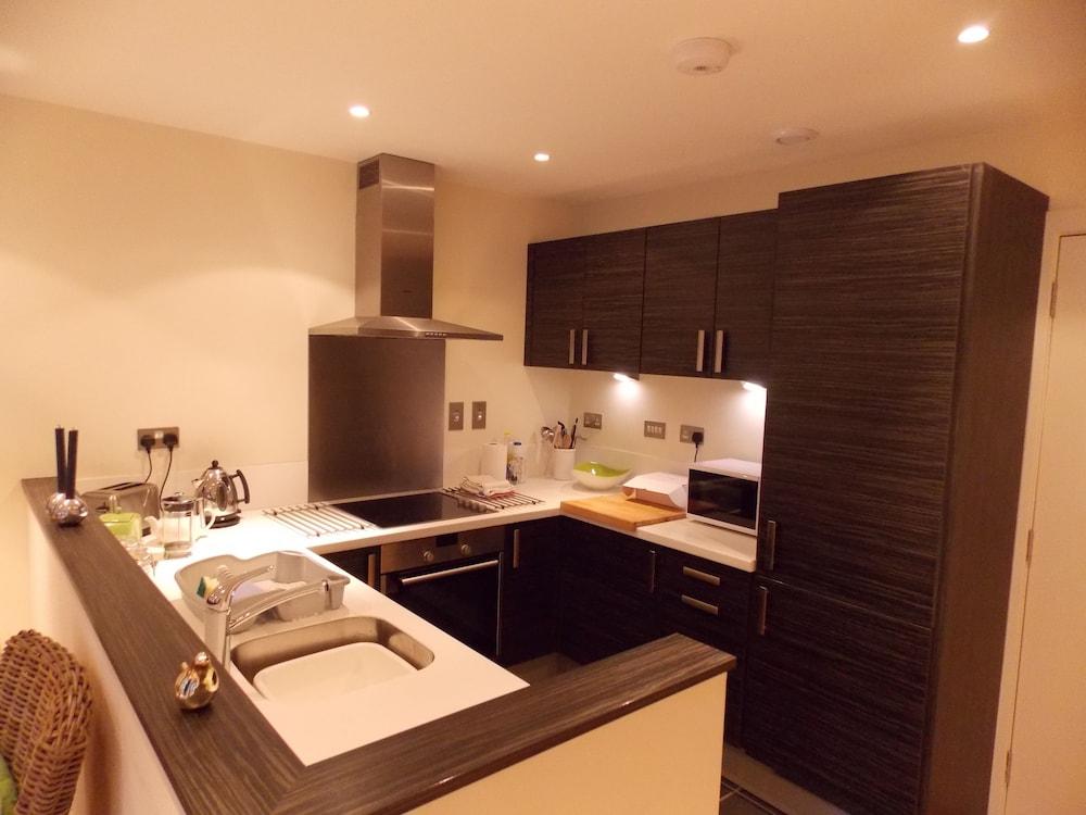 Violet Bank Apartment New Town