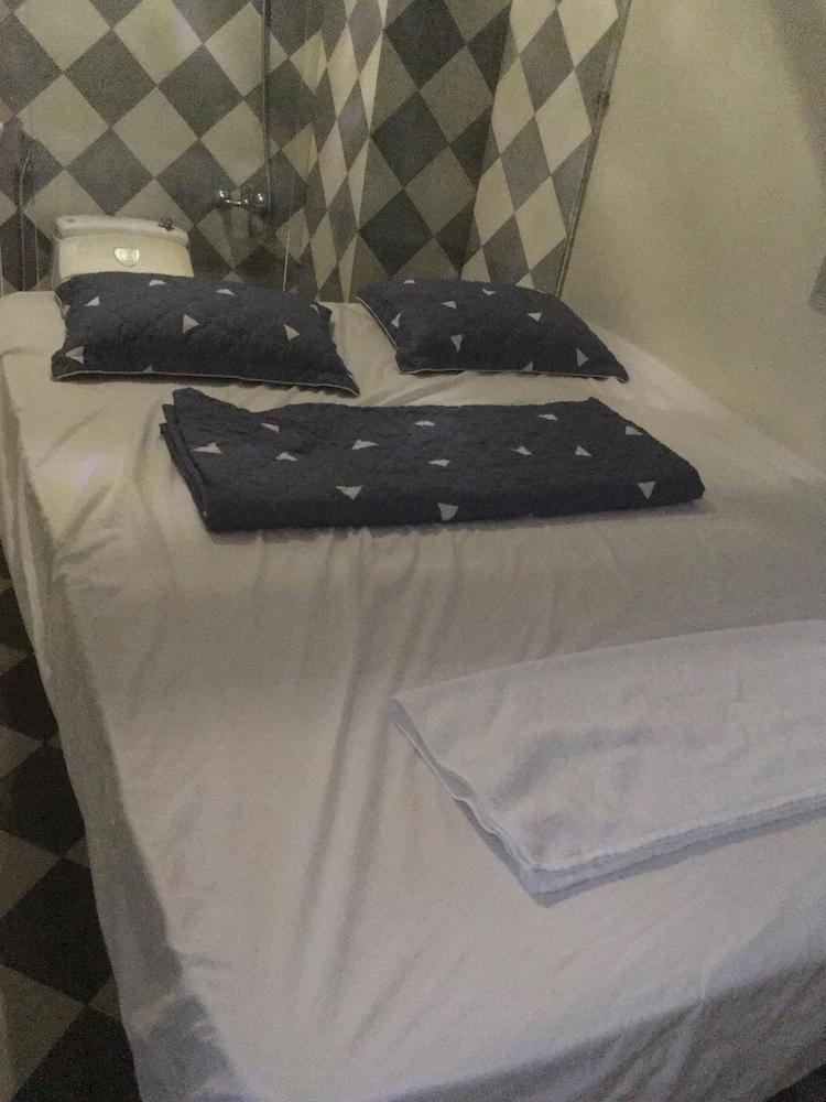 Vinabooker Cong Quynh