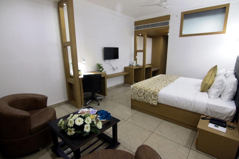 Hotel Trinetar Gardens