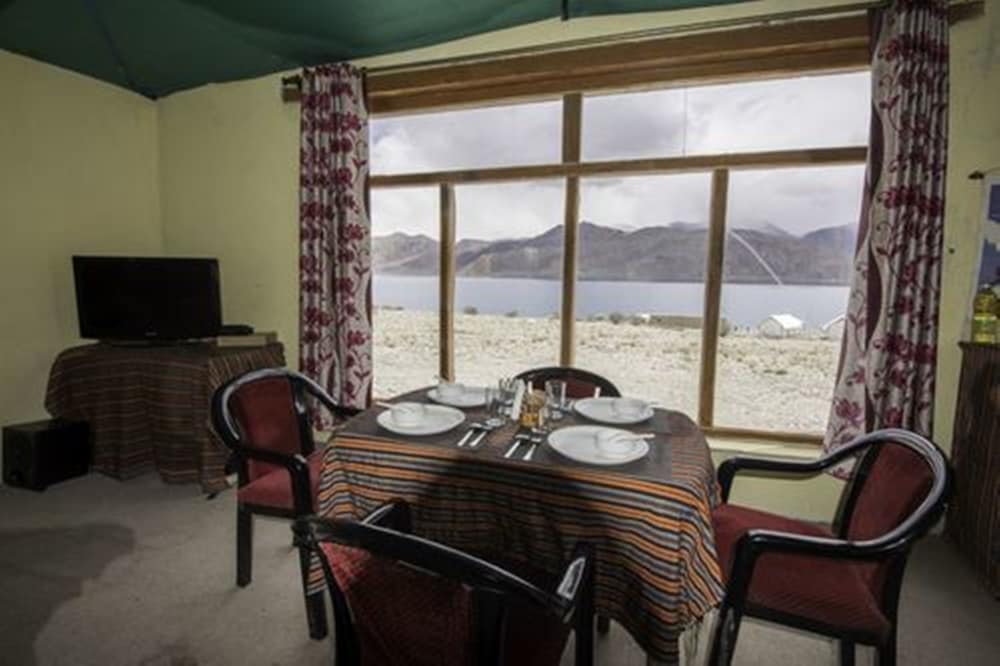 Pangong Holiday Cottages