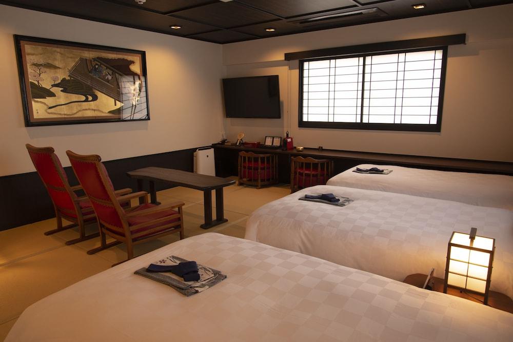 Kyoto Takasegawa Bettei