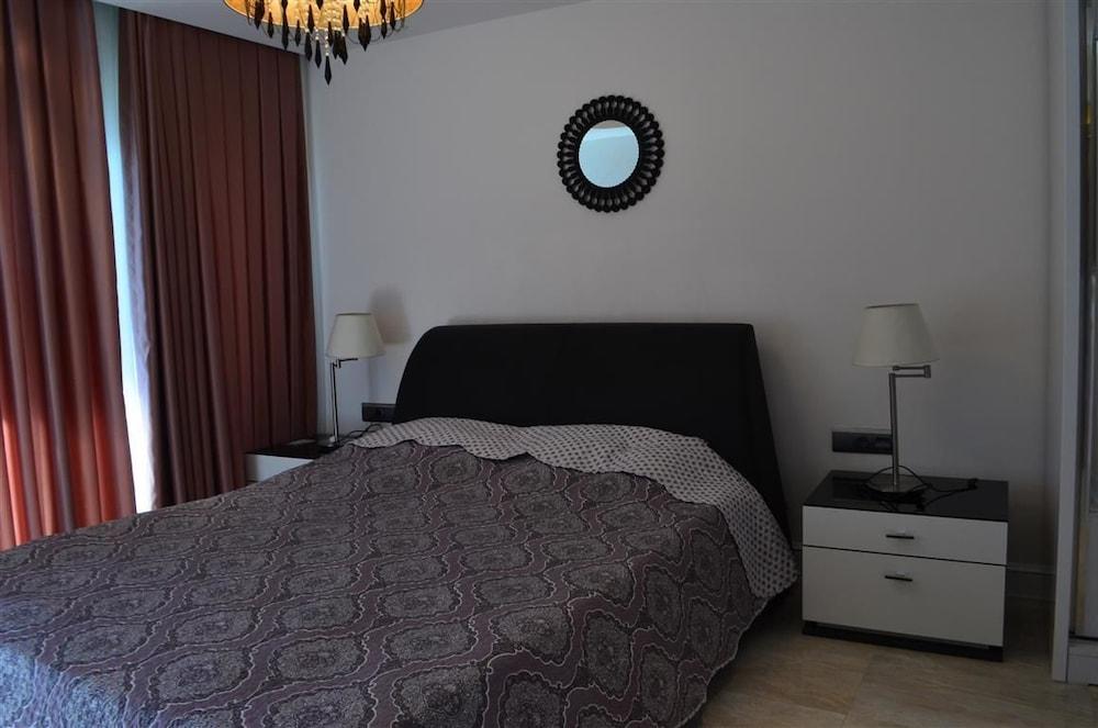 Elite Admiral Premium Residences