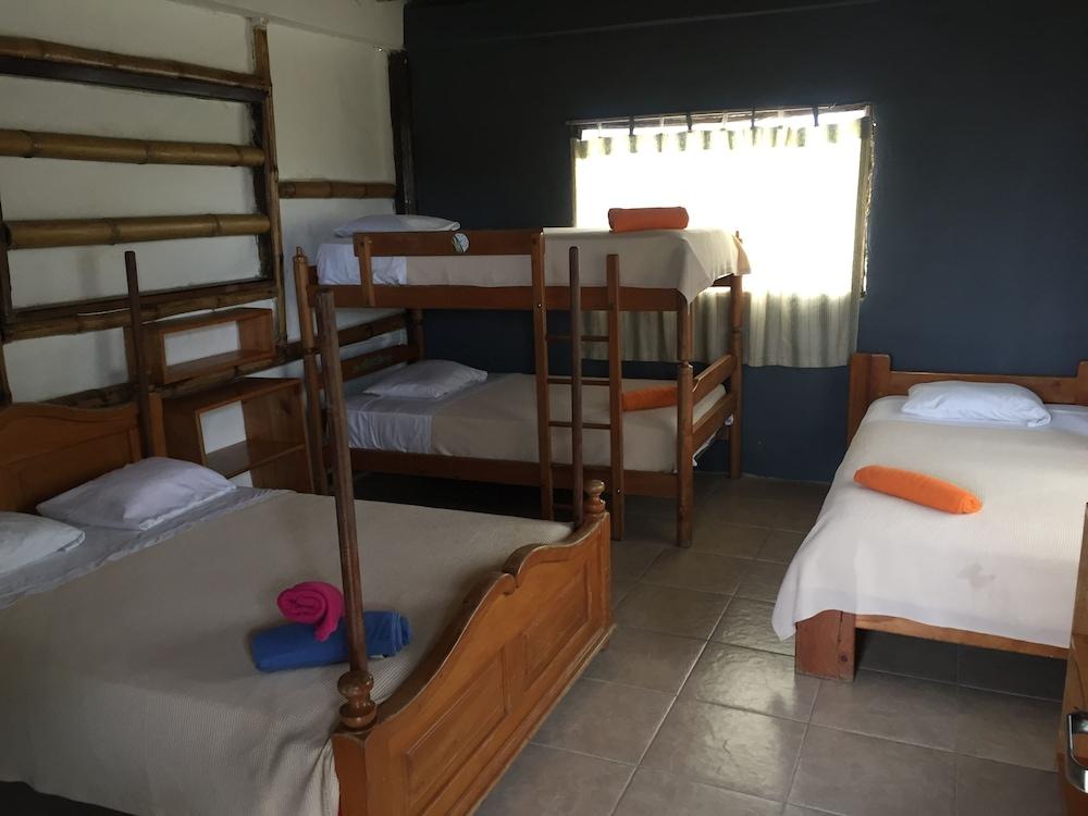 La Facha Hostel Restaurant Surf