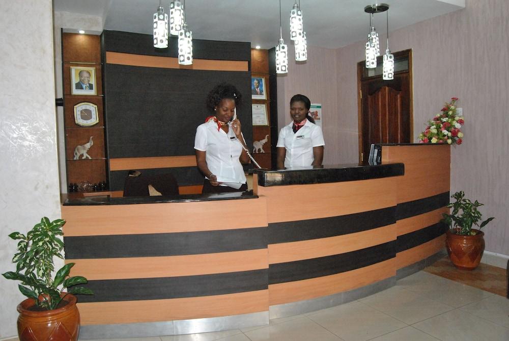 The Great Lakes Hotel