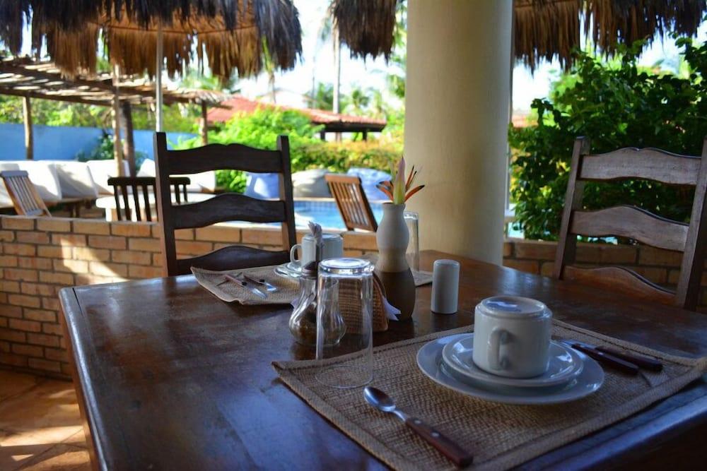 Pousada Arco Mundial