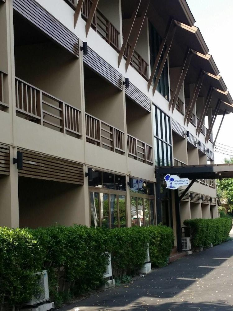 La Playa Boutique Resort