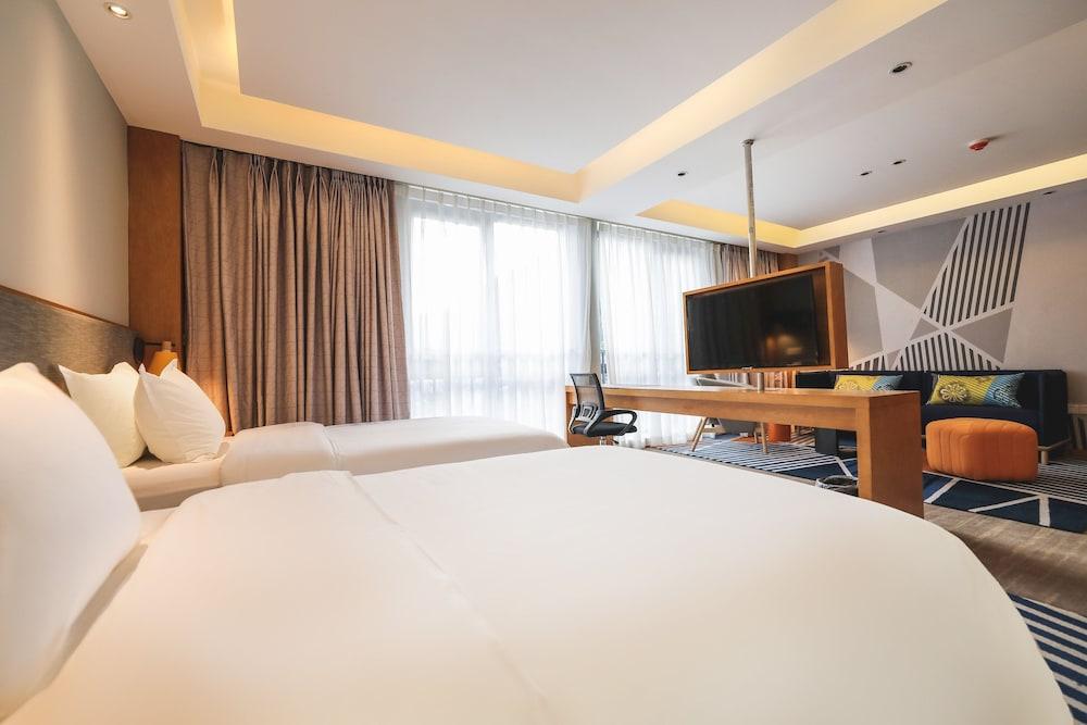 Holiday Inn Express Daocheng Yading by IHG