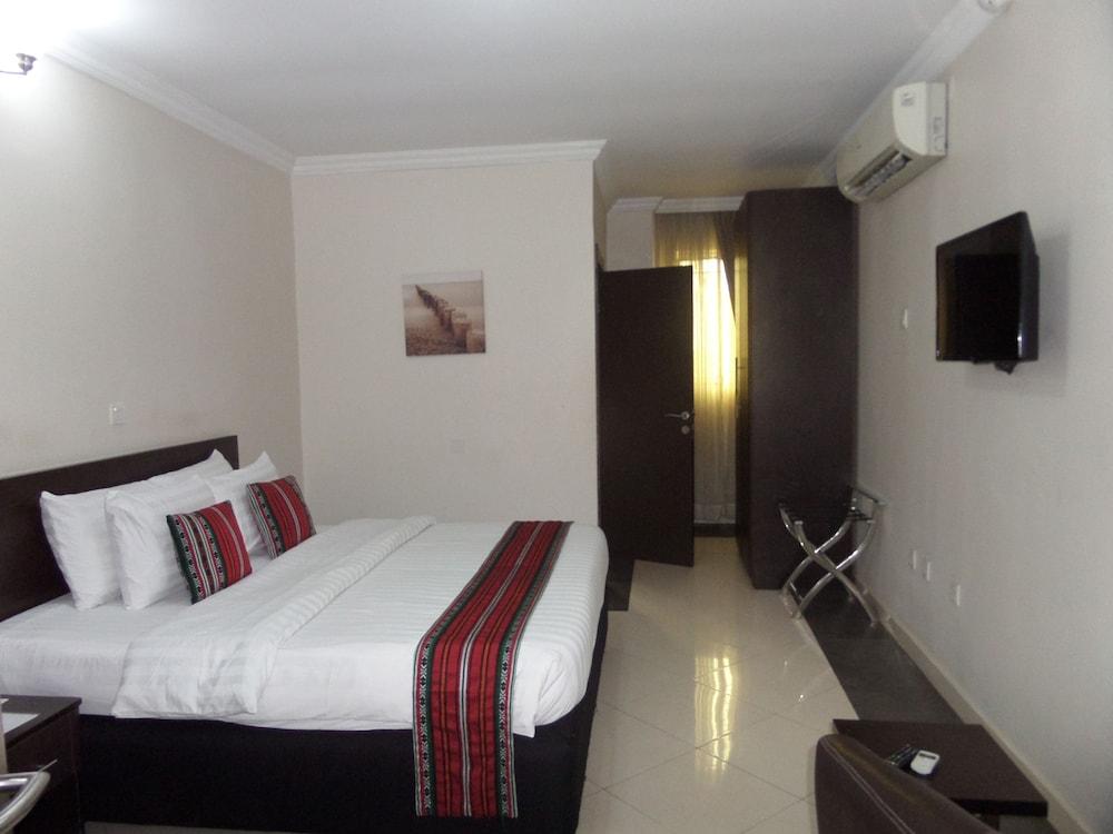 Governor's Apartments