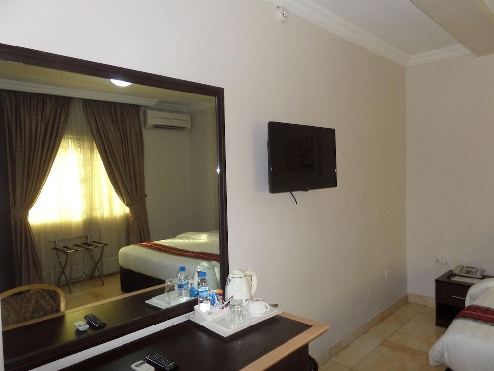 Governor's Apartments