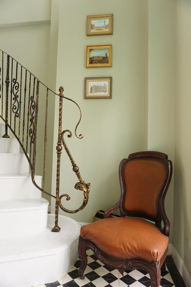 Nai Suan Bed and Breakfast