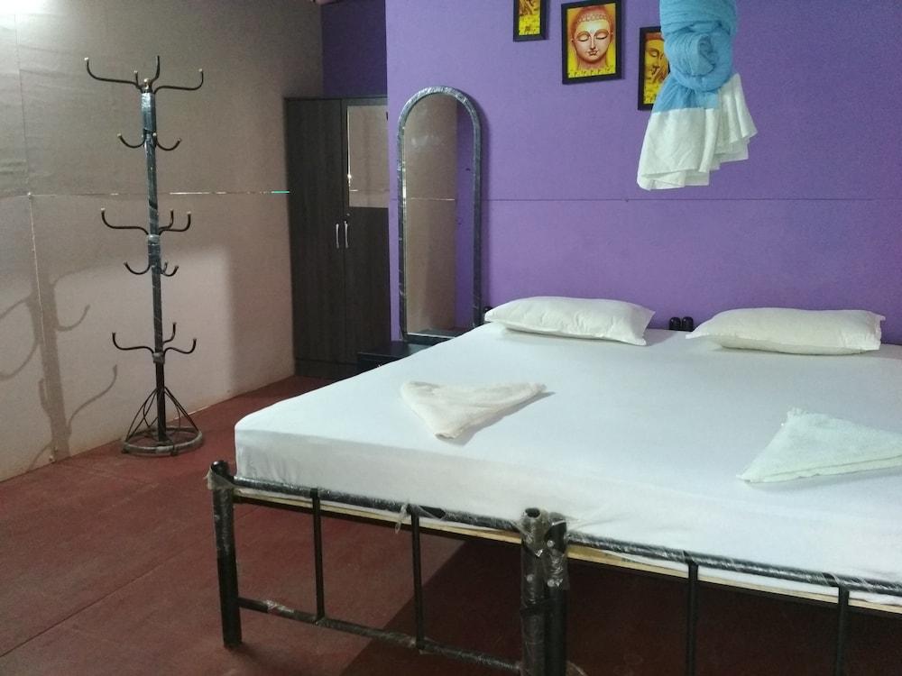 Saturn Beach Cottage