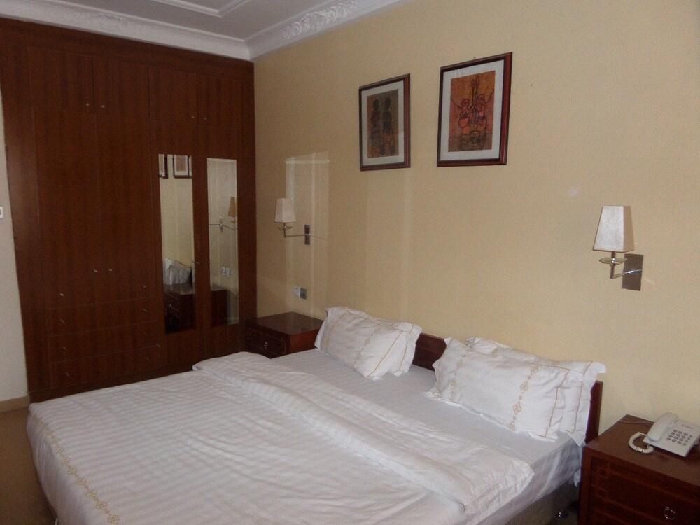 Thames Suite & Hotel Apartment