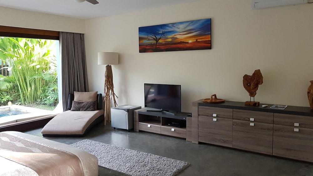 Pipe Dream Villas Resort