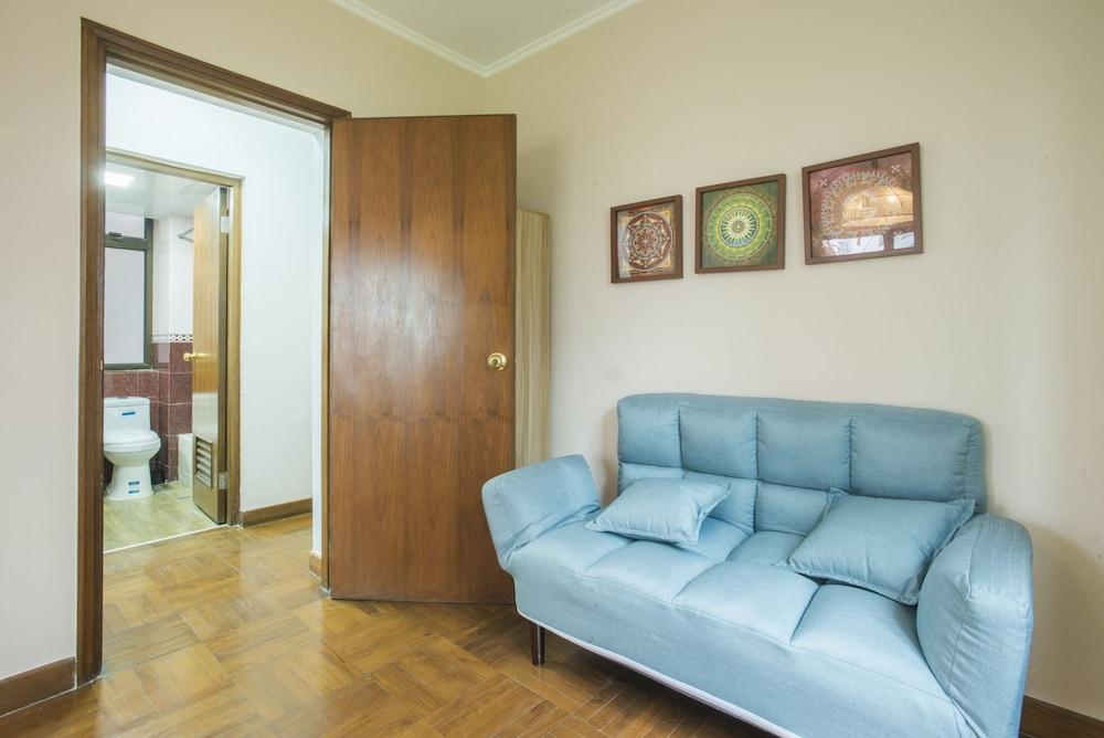 GoNative Downtown Apartment Tianzifang