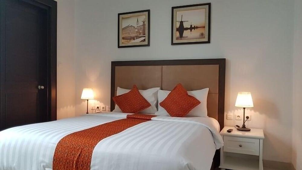 Casa de Wanea Hotel & Resto