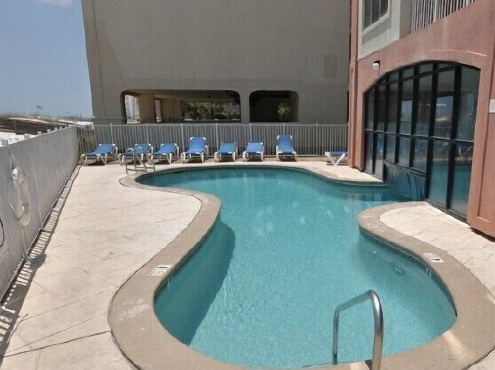 Harbour Place by ALBVR