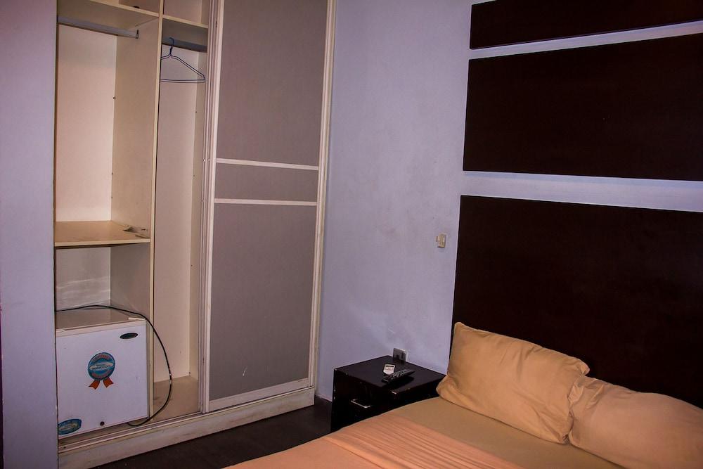 Precinct Comfort Services, Ikoyi
