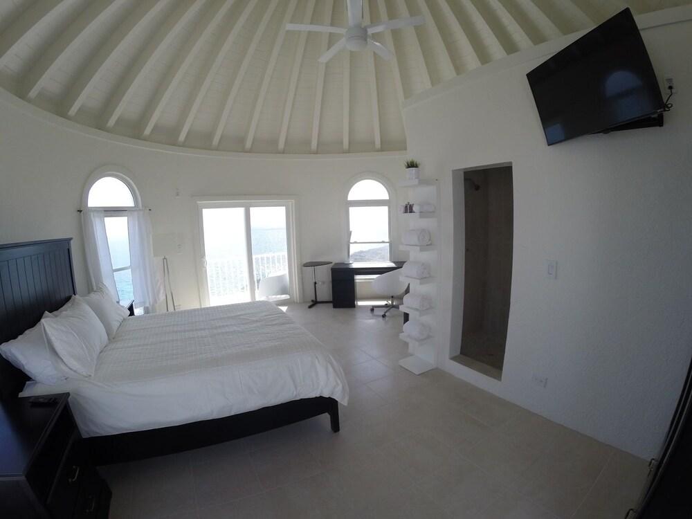 Whale Point Eleuthera