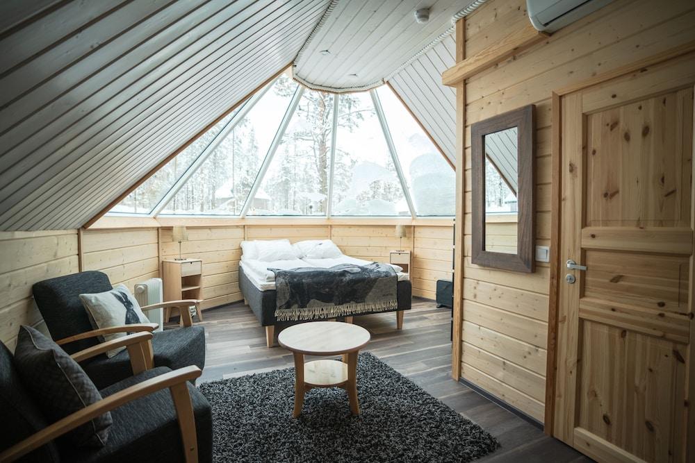 Northern Lights Village Saariselkä