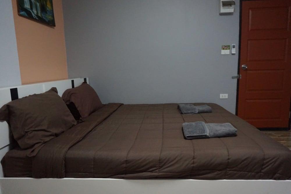 R2 Apartment Service